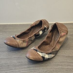 Burberry flats